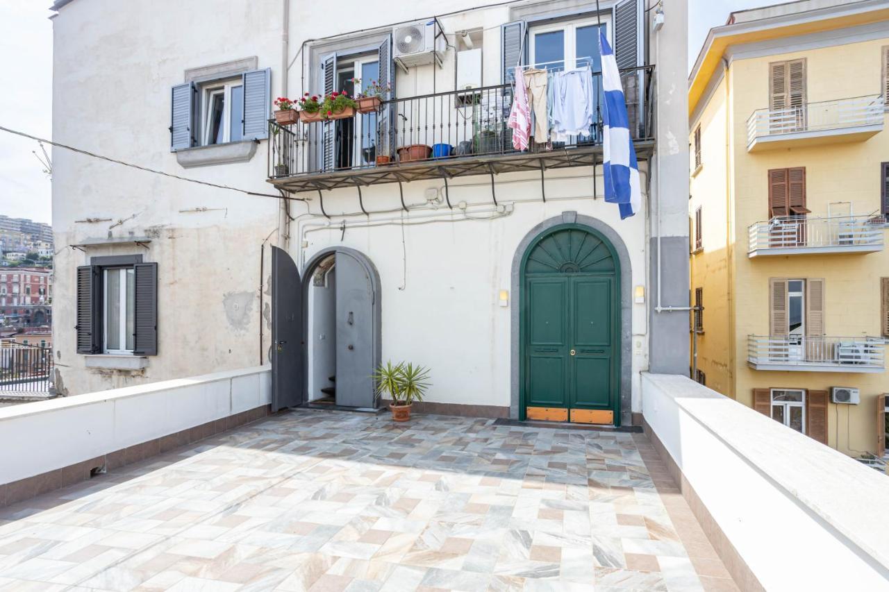 Hostly - Tarsia 50-Beautiful Terrace On Naples Lägenhet Exteriör bild